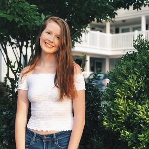 I’m Rebecca :) feel free to make any offers!